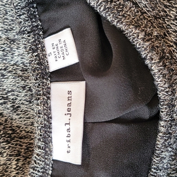 Tribal Jeans Knit Top Black and White Size Small - Picture 7 of 9